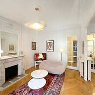 Chic Grenelle 3 Bedroom Apartment in Paris