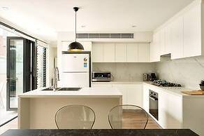 Balmain Family Tranquility - Harbour Views