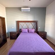 Sleek Downtown Escape With Private Parking
