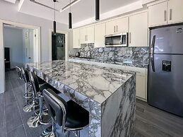 Urban Oasis Apartment 1