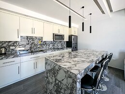 Urban Oasis Apartment 1