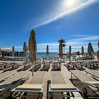 Luxury Ocean View Condo w Huge Deck