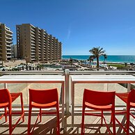 Luxury Ocean View Condo w Huge Deck