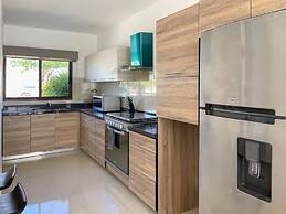 Prime Location House at Cerritos Great Price