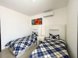 Prime Location House at Cerritos Great Price