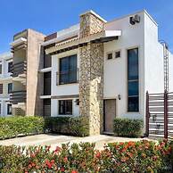 Prime Location House at Cerritos Great Price