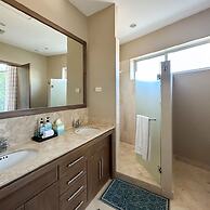 Splash Into Style Ground Floor Poolside Condo