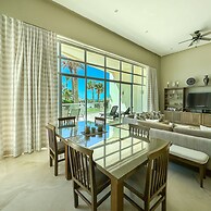 Splash Into Style Ground Floor Poolside Condo