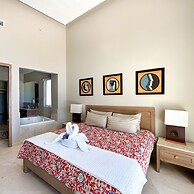 Splash Into Style Ground Floor Poolside Condo
