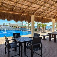 Splash Into Style Ground Floor Poolside Condo