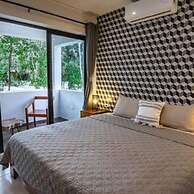 Villa Xpujil Pool AC Internet Beach Club