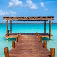 Villa Xpujil Pool AC Internet Beach Club