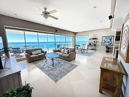 A Vista Into Tranquility Your 10th-floor Escape