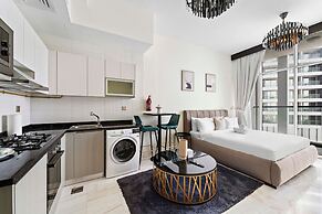Amazing Studio With Burj Khalifa View