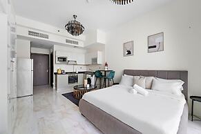Amazing Studio With Burj Khalifa View