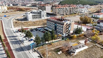 Blue Lake Otel