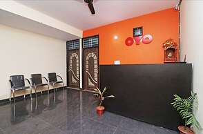 Goroomgo Noida Royal Residency