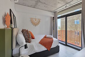 SIX ON N - Fluent Serviced Apartments