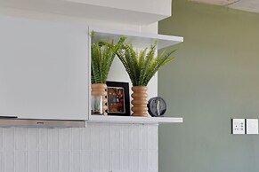 SIX ON N - Fluent Serviced Apartments