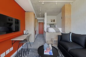 SIX ON N - Fluent Serviced Apartments