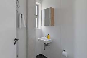 SIX ON N - Fluent Serviced Apartments