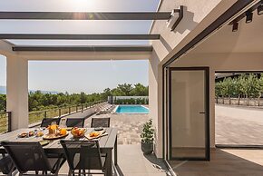 Villa Ruby Rose