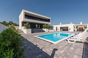 Villa Ruby Rose