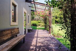 El Salto Luxury Ranch with Lake View