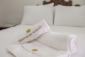 BABİ NEFES Demirhan Konağı