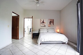 Family Home Pool & Jacuzzi in Cuernavaca