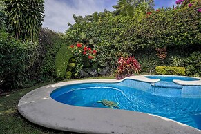 Family Home Pool & Jacuzzi in Cuernavaca