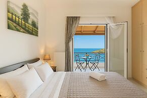 Coastal Paradise Found - Komis Private Pool Gem