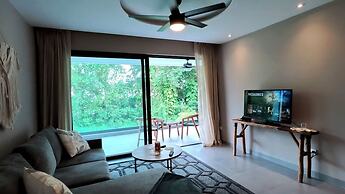 Luxurious Tropical Haven New Luxury Apt.