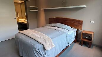 Luxurious Tropical Haven New Luxury Apt.
