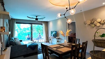 Luxurious Tropical Haven New Luxury Apt.
