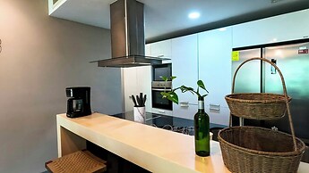 Luxurious Tropical Haven New Luxury Apt.