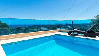 Sea Breeze Stunning Views - Pool Dream Gem