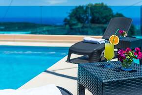 Sea Breeze Stunning Views - Pool Dream Gem