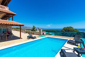 Sea Breeze Stunning Views - Pool Dream Gem