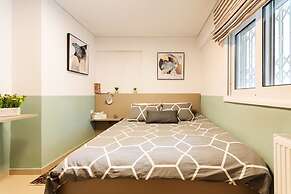 Kalamata Lime Studio - Urban Cozy Nest