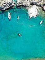 Atlantic Cave Haven-seaside Fully Equipped