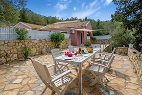 Paxoi Sunny Serenity - Kirki s Studio With Jacuzzi