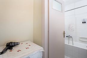 Kalamata s Handmade Apartment