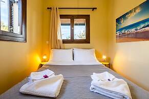 Stoupa Oasis - Spitiko Garden Getaway