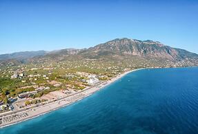 Kalamata s Spacious Getaway-taygetos Amazing View
