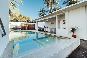 Casa Romira