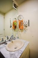 New Loft with Valet Parking & Amenities
