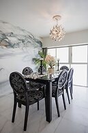 New Loft with Valet Parking & Amenities