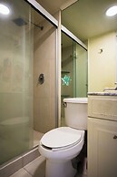 New Loft with Valet Parking & Amenities