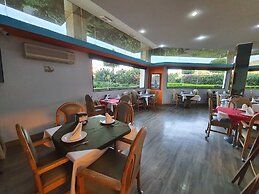Hotel Alcampo